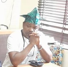 Prof. Dr. 'Kayode Eesuola